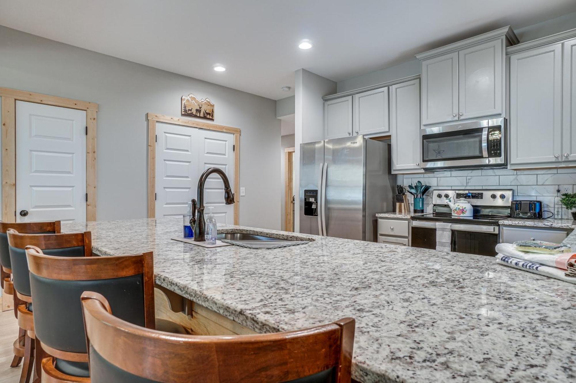 Stunning Helen Getaway With Hot Tub And Ev Charger! Villa Exterior photo